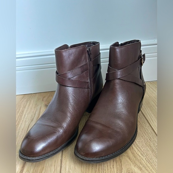 Lauren Ralph Lauren Boots Womens 8 B Marsha Ankle Boots in Dark Brown Leather - Picture 3 of 7